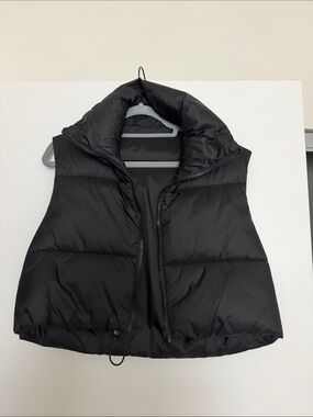 Black Puffer Vest - Sleeveless Zip Front